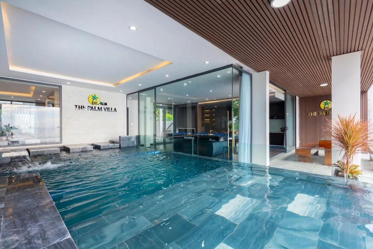 Palm Villa 24 - Ocean View Luxury 6 Bedroom, Karaoke, Bi-Da Vung Tau Vietnam