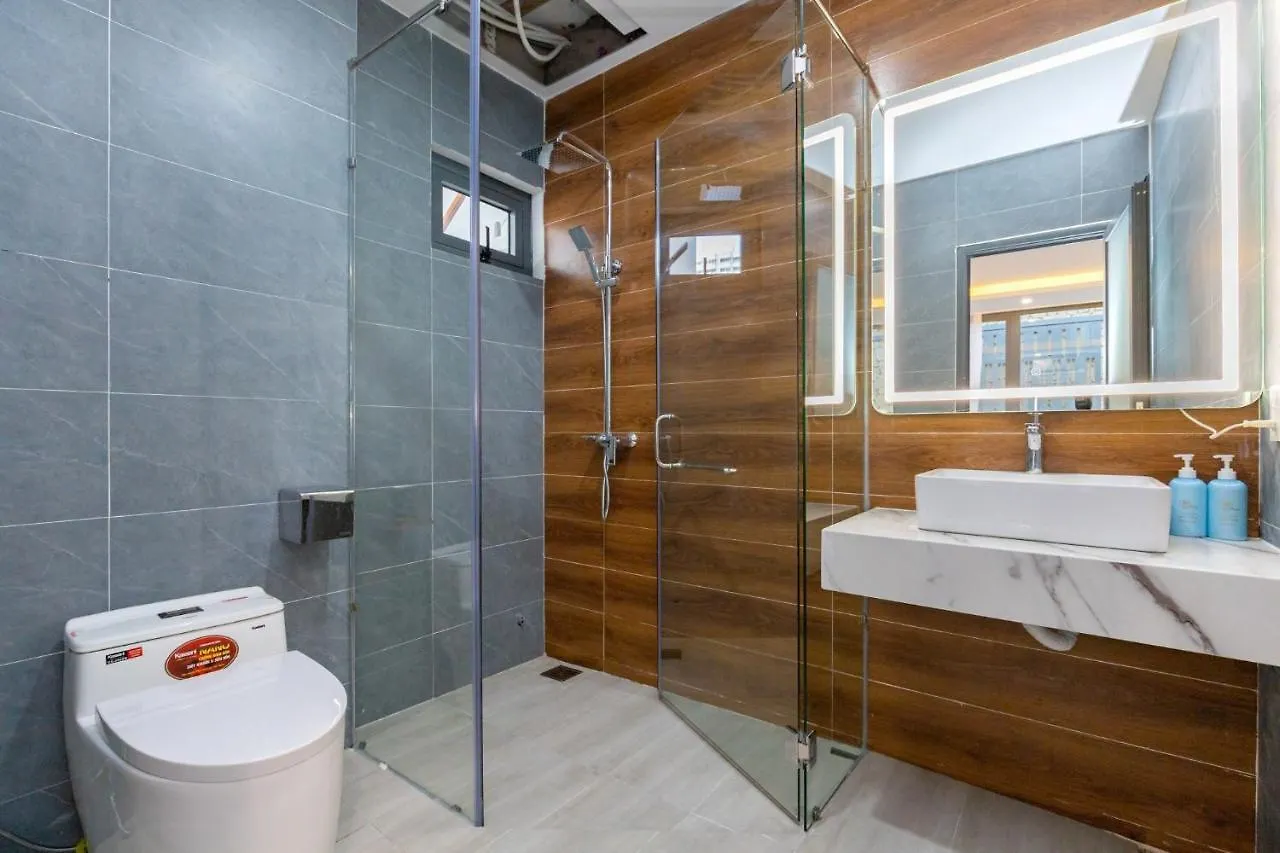 Palm Villa 24 - Ocean View Luxury 6 Bedroom, Karaoke, Bi-Da Vung Tau