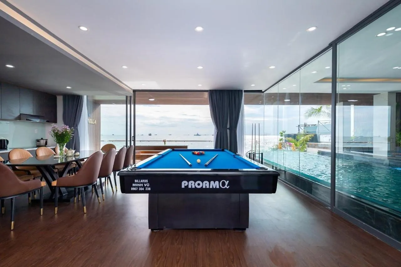 Palm Villa 24 - Ocean View Luxury 6 Bedroom, Karaoke, Bi-Da Vung Tau Vietnam