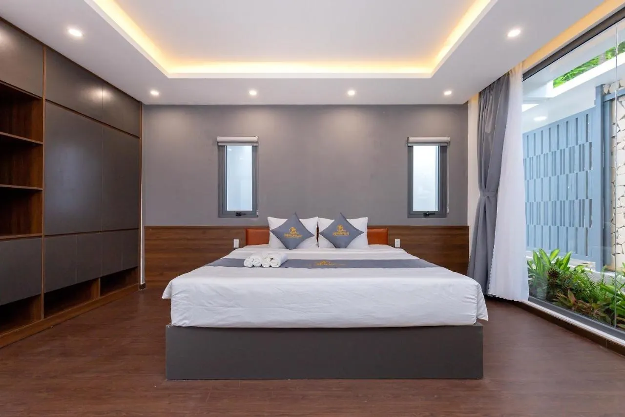 Palm Villa 24 - Ocean View Luxury 6 Bedroom, Karaoke, Bi-Da Vung Tau